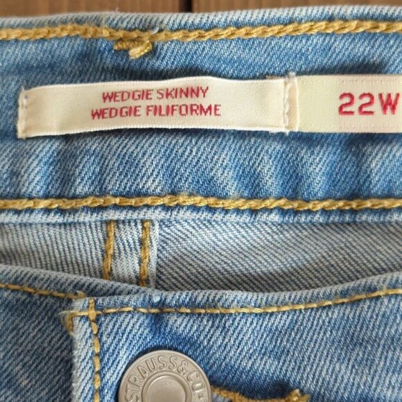 Levi’s Wedgie Skinny Jeans Raw Hem Button Fly - Picture 2 of 15